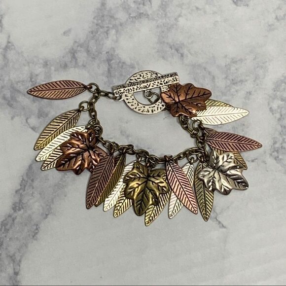 Fall/ autum leaf bracelet - Picture 4 of 4